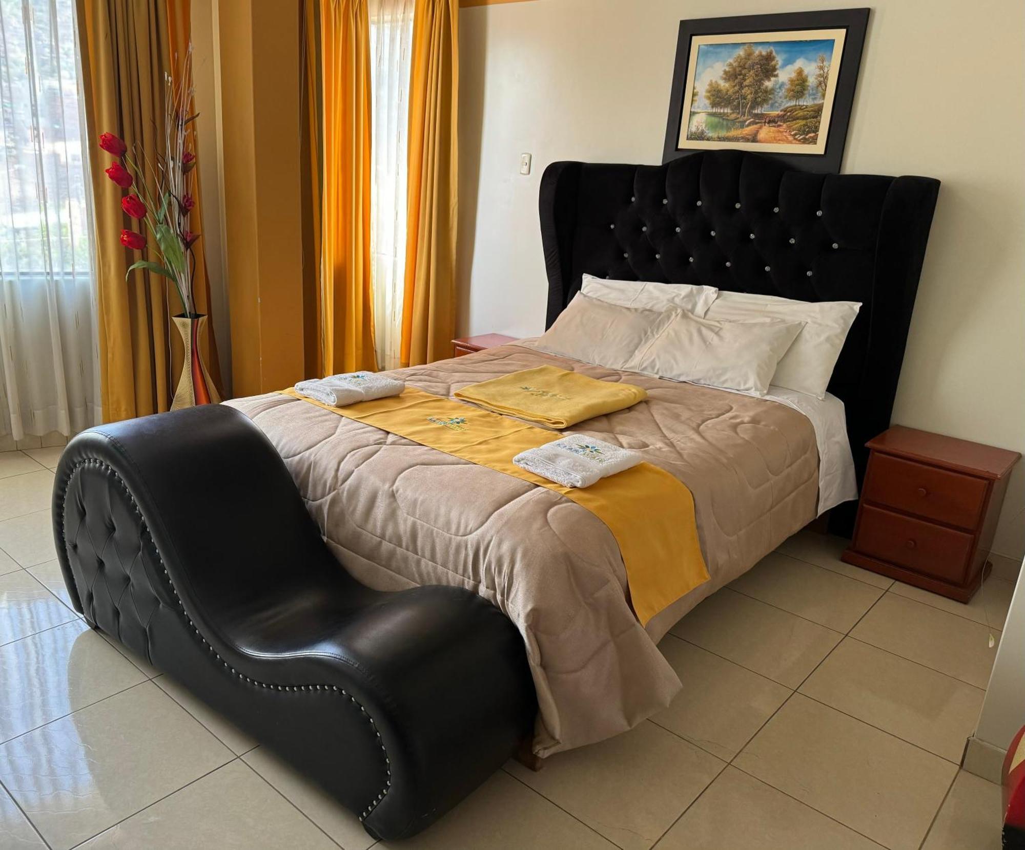 Illari Wari L - Hotel Sauna Ayacucho Exteriör bild