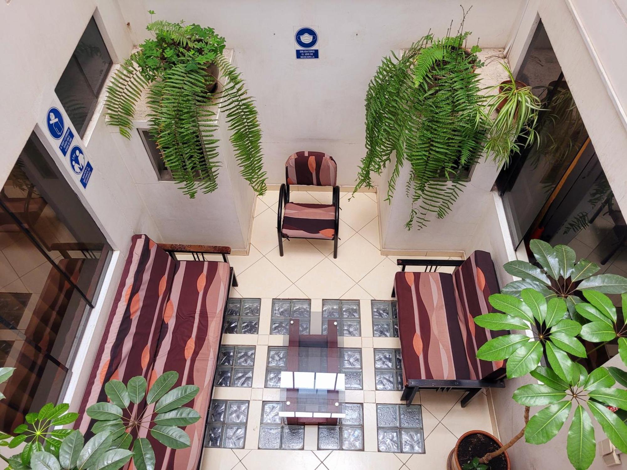 Illari Wari L - Hotel Sauna Ayacucho Exteriör bild